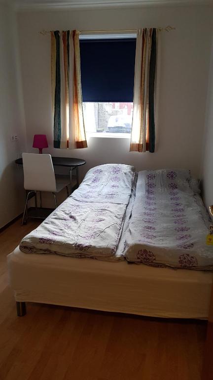 Húsid Guesthouse room 1