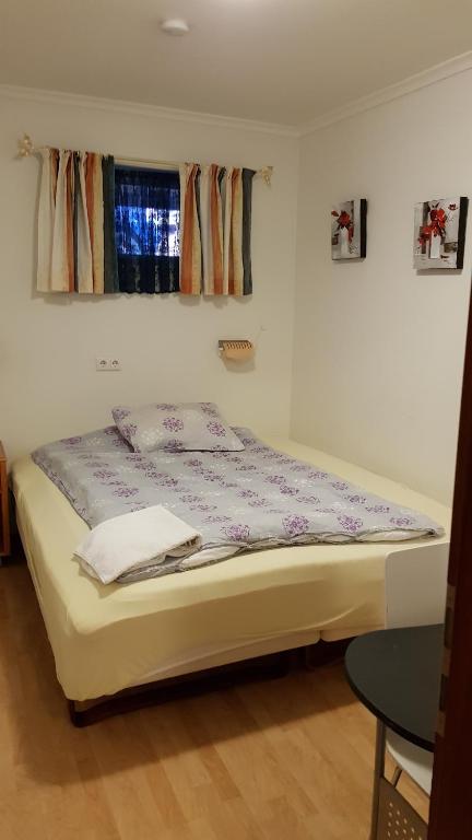 Húsid Guesthouse room 6
